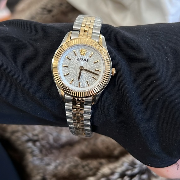 NWOT Versace Watch Greca time petite watch 30mm silver/gold
